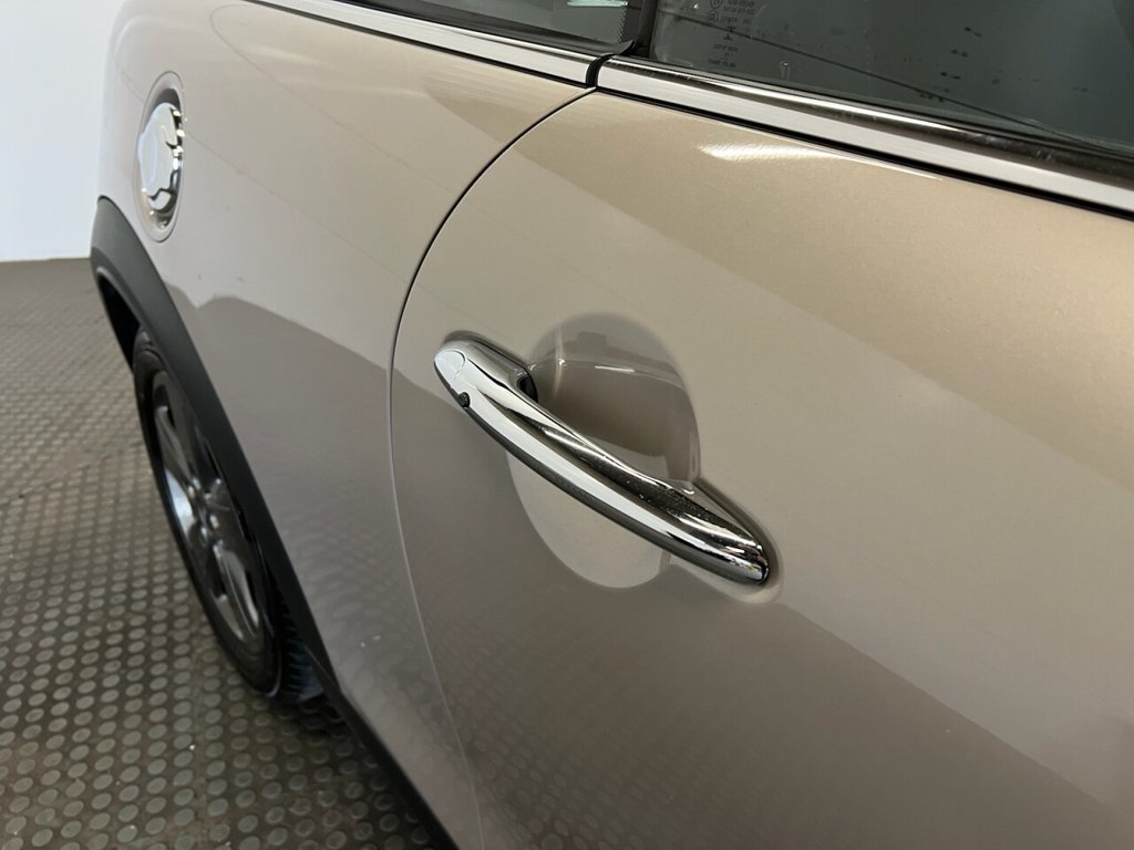 Used MINI Convertible 2022 for sale - 76386679: Photo 20