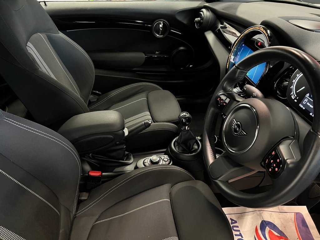 Used MINI Convertible 2022 for sale - 76386679: Photo 27