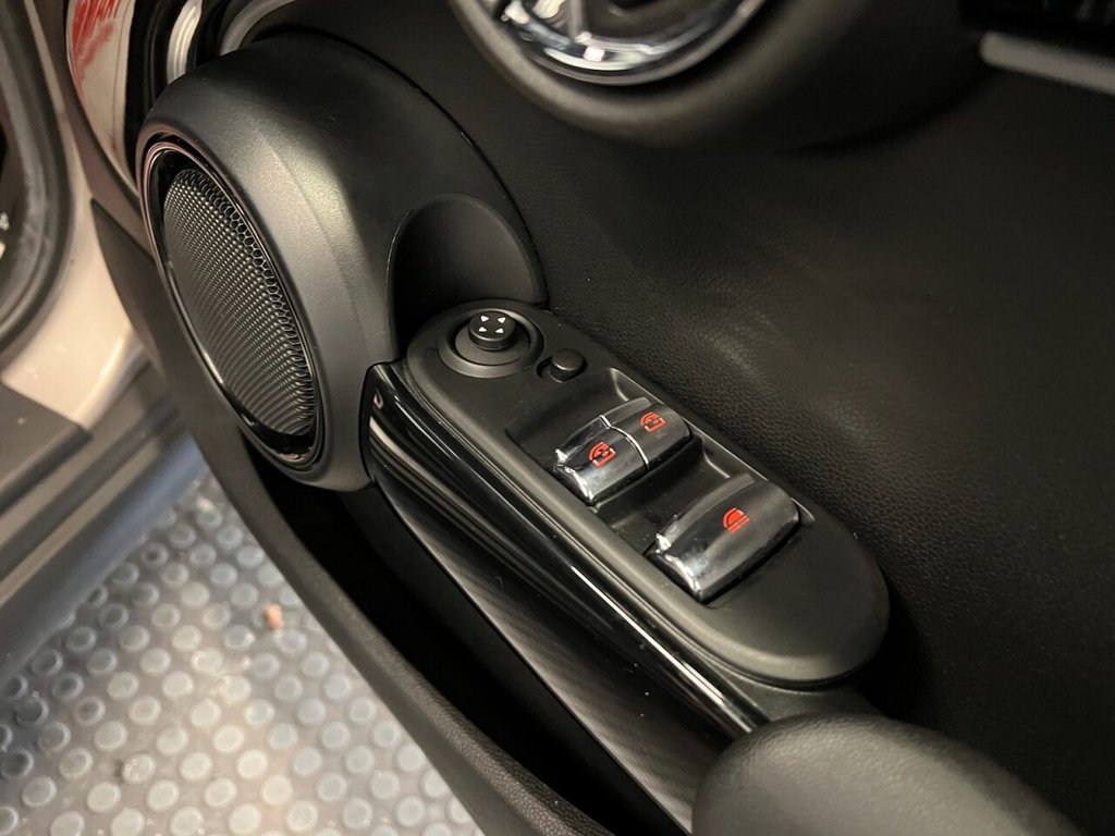Used MINI Convertible 2022 for sale - 76386679: Photo 31