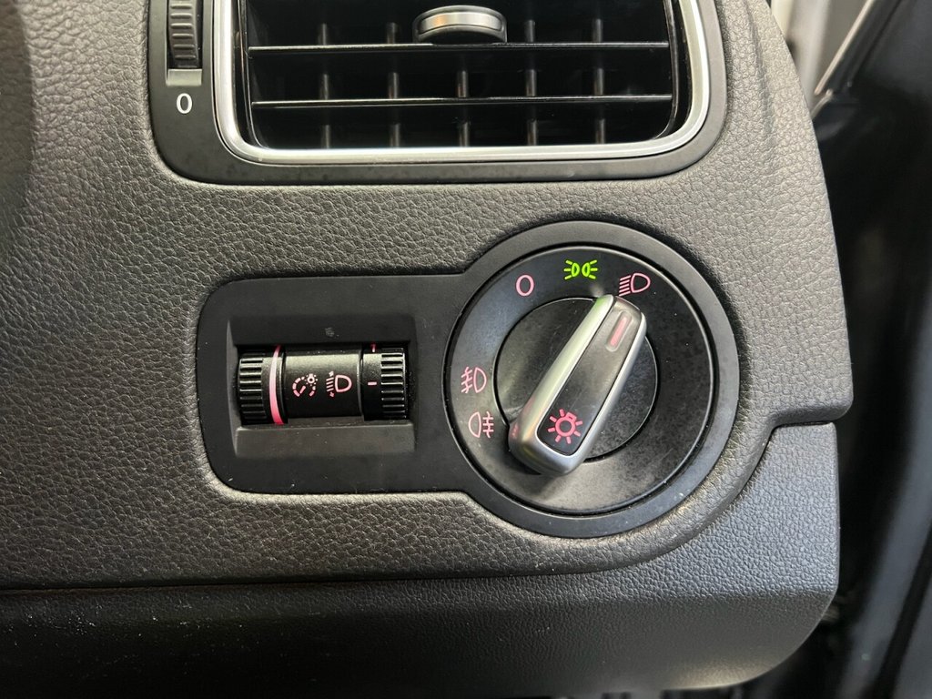 Used Volkswagen Polo 2013 for sale - 78017252: Photo 24