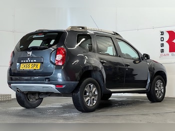 Used Dacia Duster 2015 for sale - 77636676: Photo