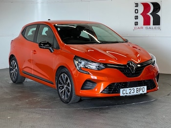 Used Renault Clio 2023 for sale - 78082270: Photo