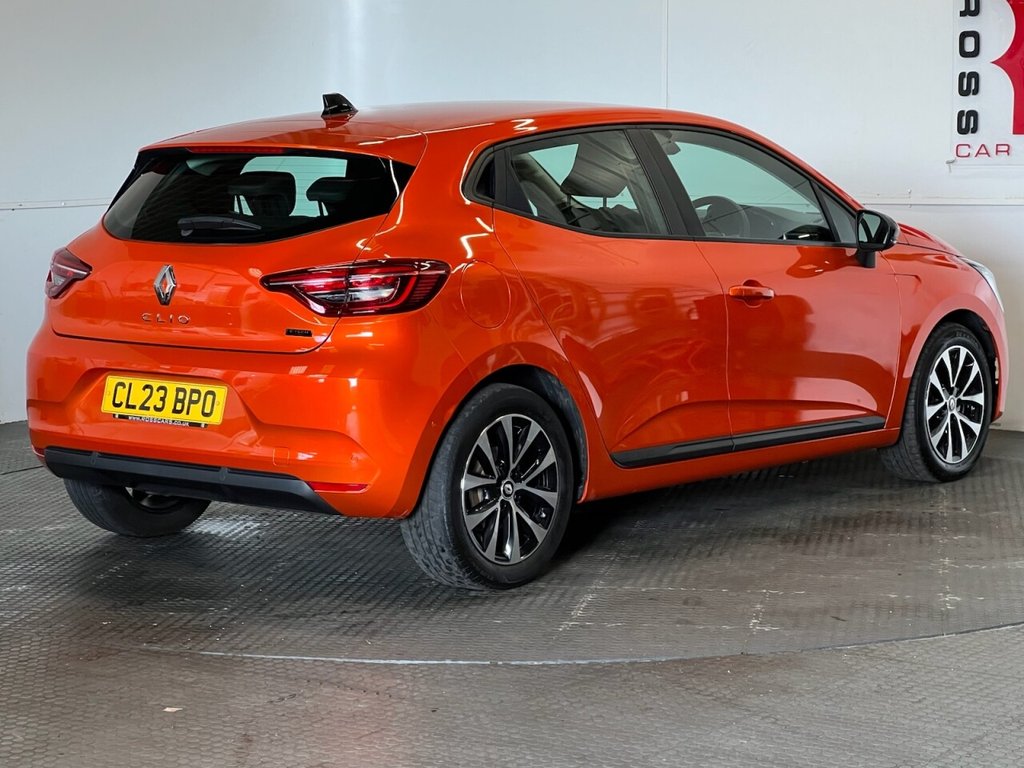 Used Renault Clio 2023 for sale - 78082270: Photo 3