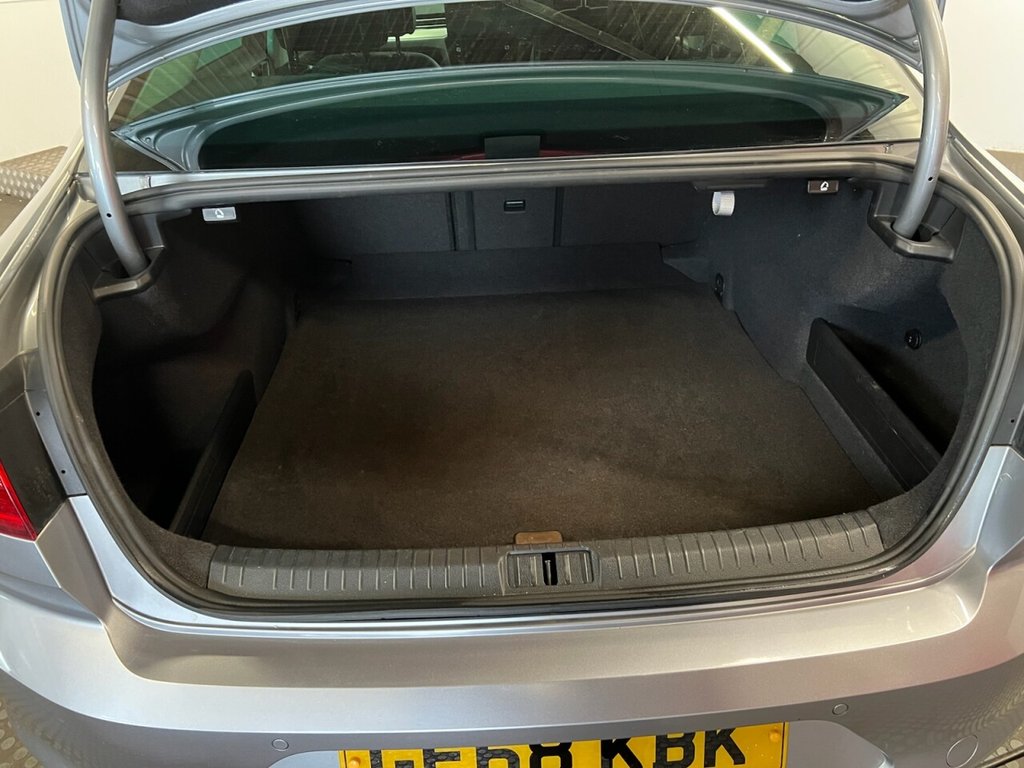 Used Volkswagen Passat 2018 for sale - 77212157: Photo 14