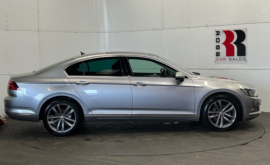 Used Volkswagen Passat 2018 for sale - 77212157: Photo 2