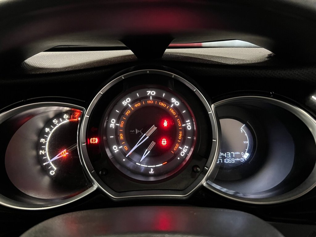 Used DS Automobiles DS 3 2016 for sale - 76558558: Photo 26