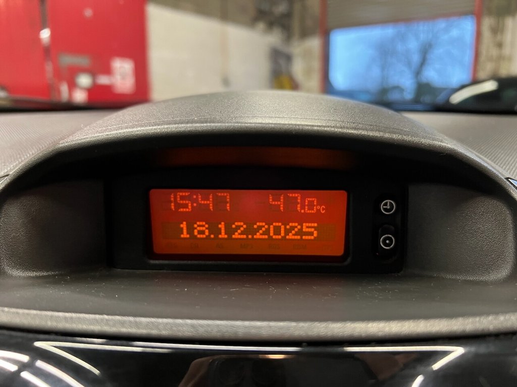 Used Vauxhall Corsa 2013 for sale - 76986034: Photo 22