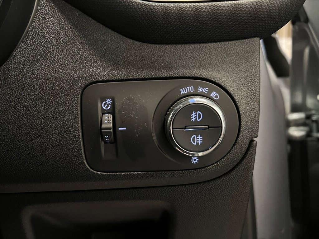 Used Vauxhall Crossland 2022 for sale - 77139614: Photo 35