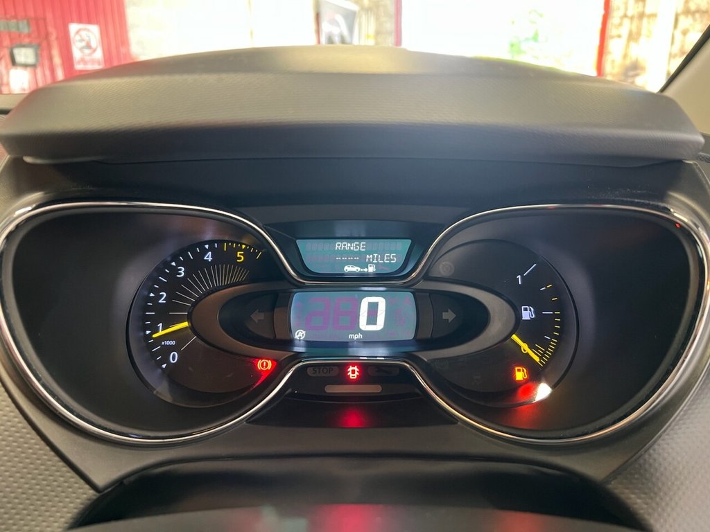 Used Renault Captur 2015 for sale - 76068301: Photo 28