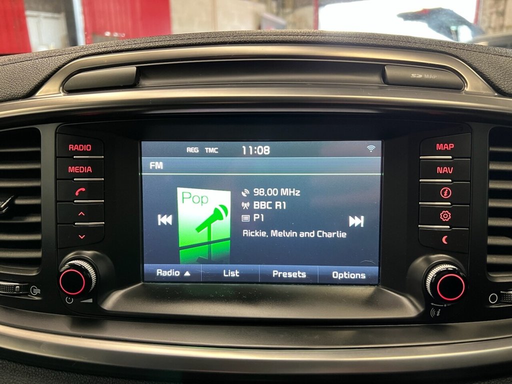 Used Kia Sorento 2017 for sale - 76617870: Photo 28