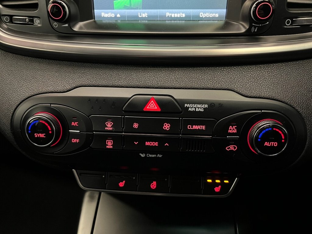 Used Kia Sorento 2017 for sale - 76617870: Photo 29