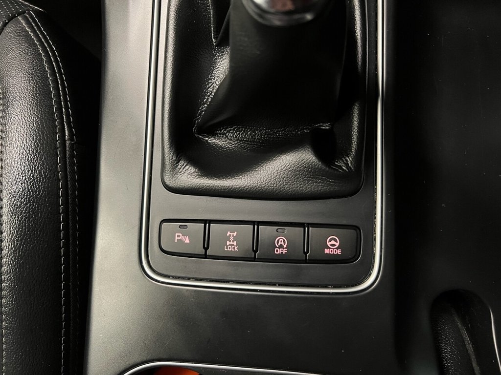 Used Kia Sorento 2017 for sale - 76617870: Photo 33