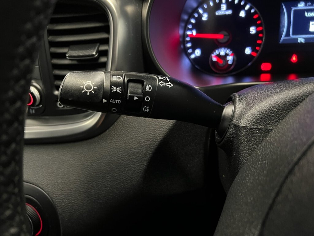 Used Kia Sorento 2017 for sale - 76617870: Photo 35