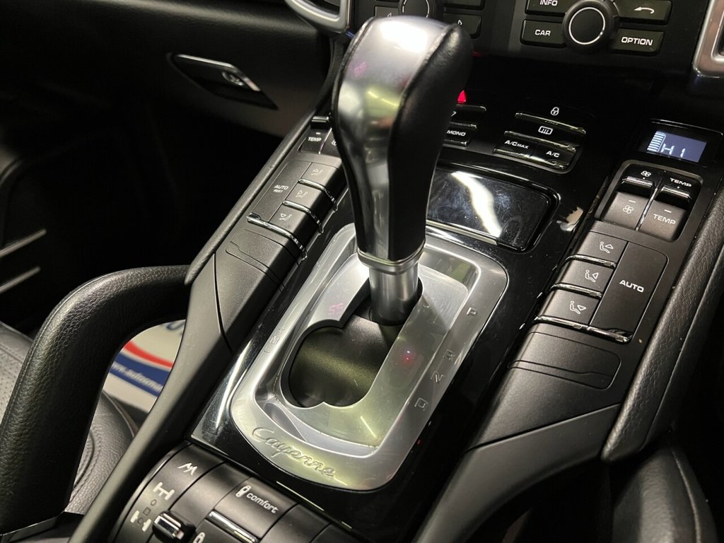 Used Porsche Cayenne 2012 for sale - 77621123: Photo 31