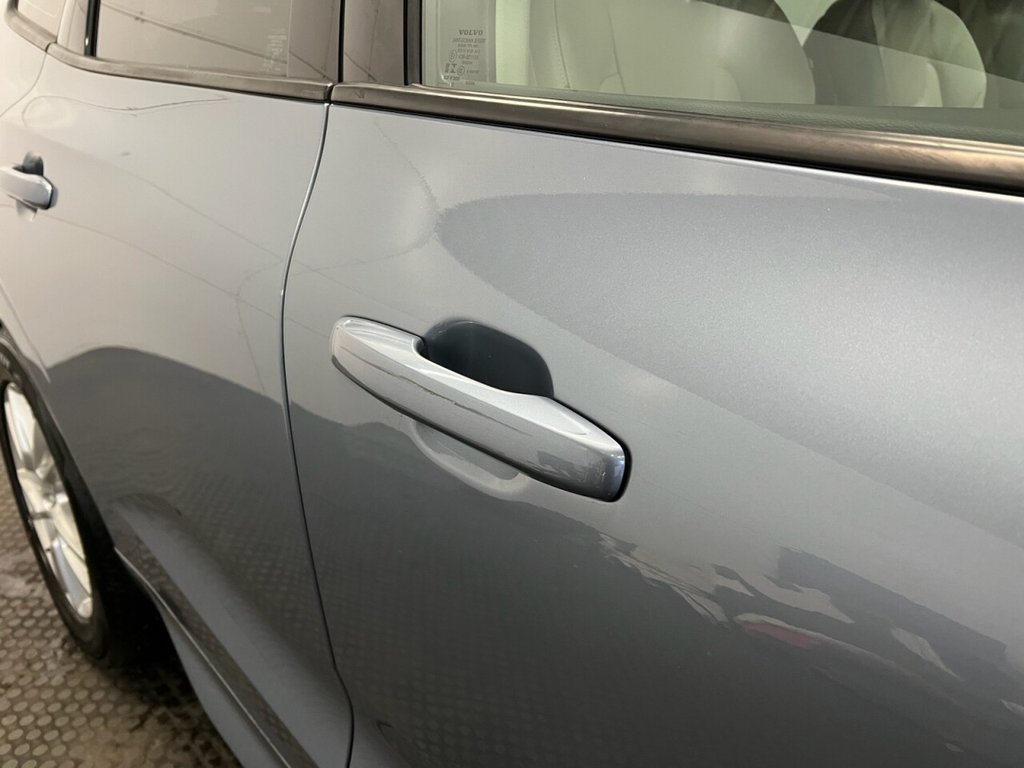 Used Volvo XC60 2019 for sale - 76973077: Photo 11