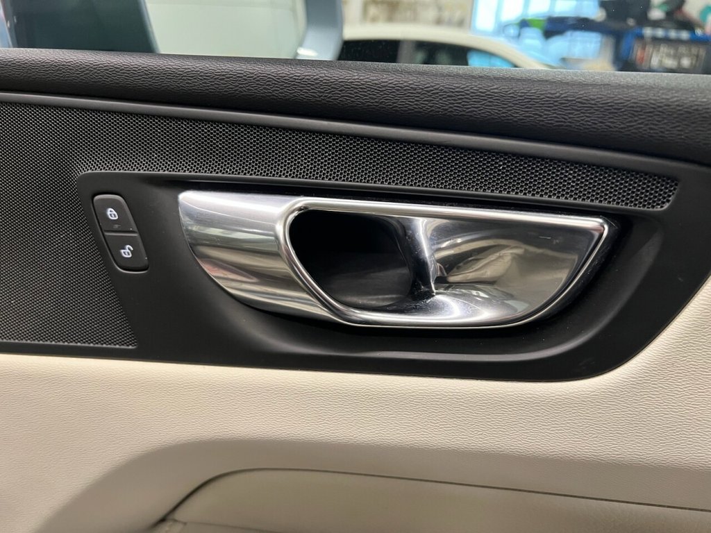 Used Volvo XC60 2019 for sale - 76973077: Photo 27