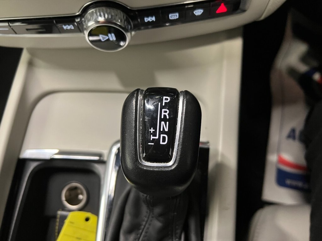 Used Volvo XC60 2019 for sale - 76973077: Photo 32