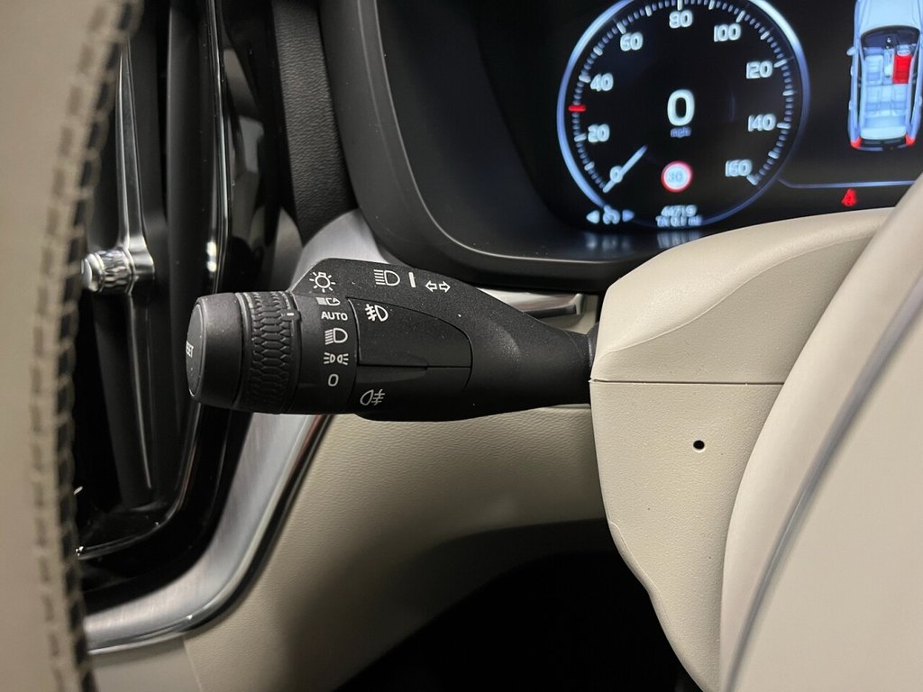 Used Volvo XC60 2019 for sale - 76973077: Photo 35