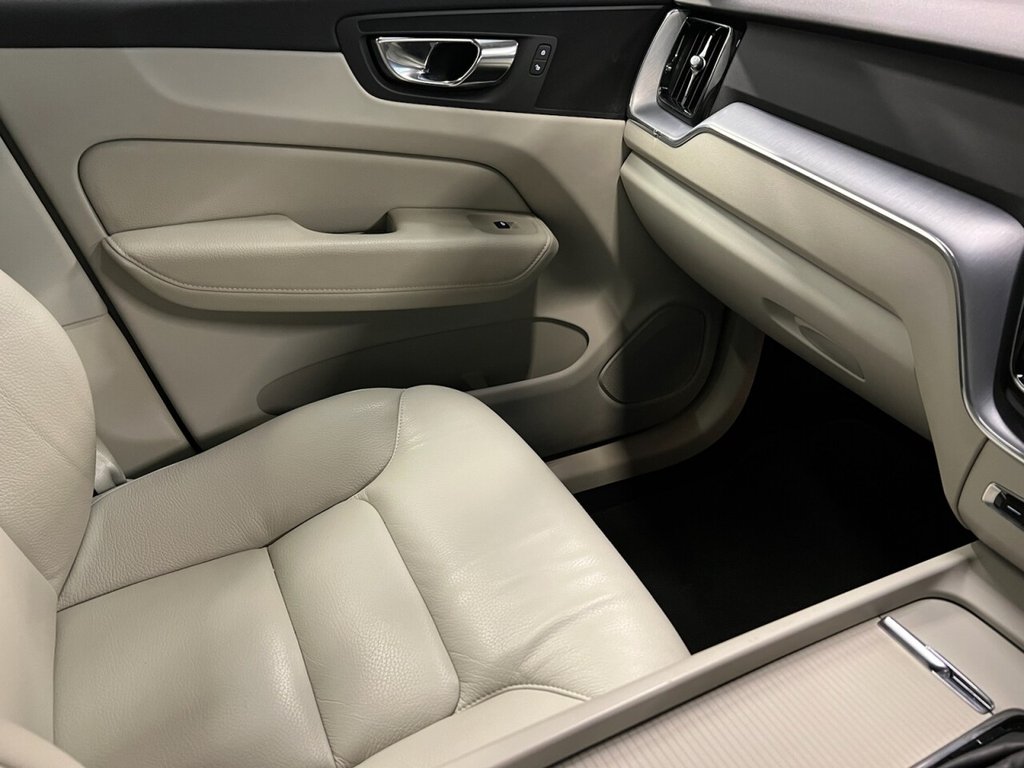 Used Volvo XC60 2019 for sale - 76973077: Photo 39