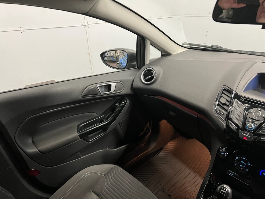 Used Ford Fiesta 2016 for sale - 77328432: Photo 29