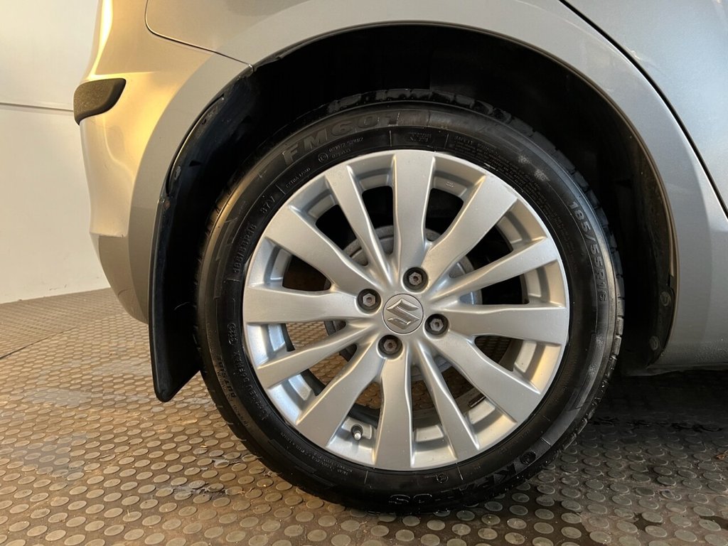 Used Suzuki Swift 2013 for sale - 76604380: Photo 13