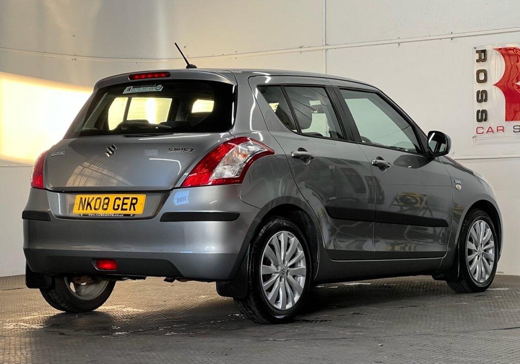 Used Suzuki Swift 2013 for sale - 76604380: Photo 3