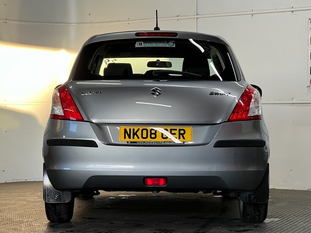 Used Suzuki Swift 2013 for sale - 76604380: Photo 4