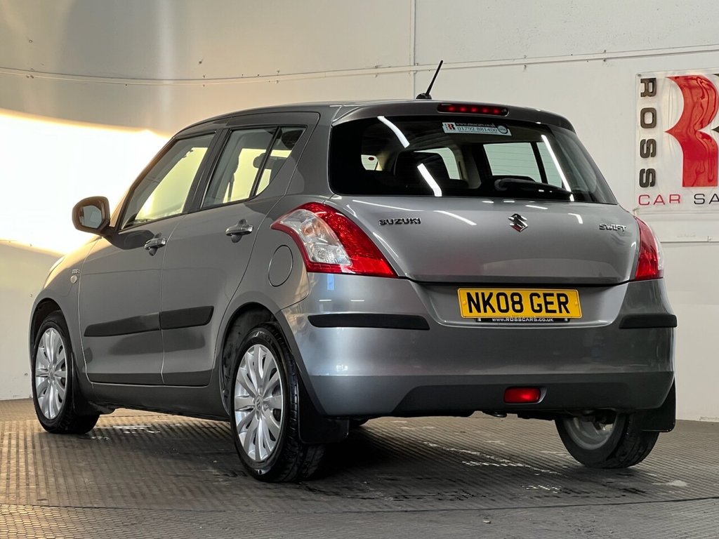 Used Suzuki Swift 2013 for sale - 76604380: Photo 5