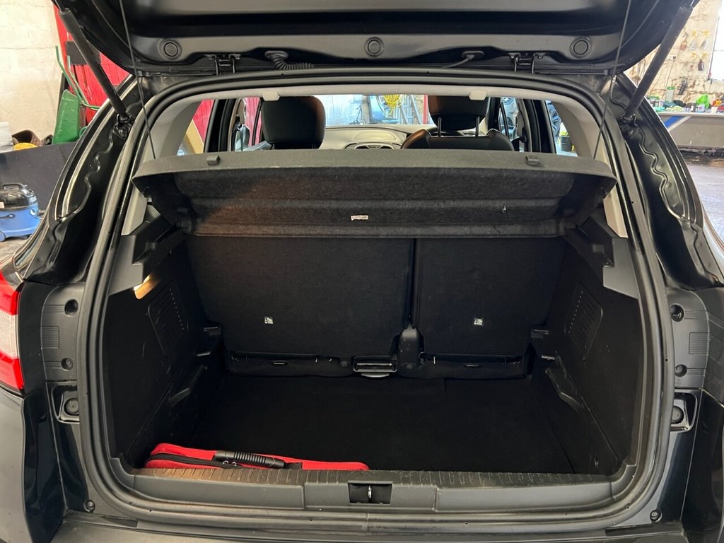 Used Renault Captur 2014 for sale - 76642423: Photo 14