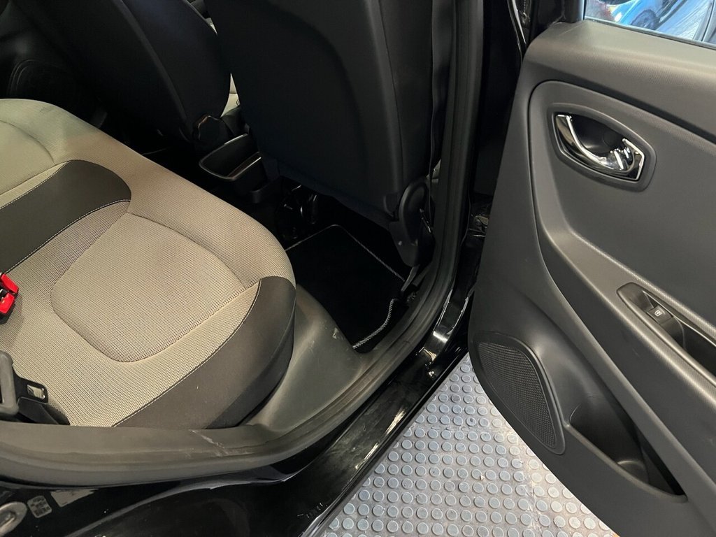 Used Renault Captur 2014 for sale - 76642423: Photo 15