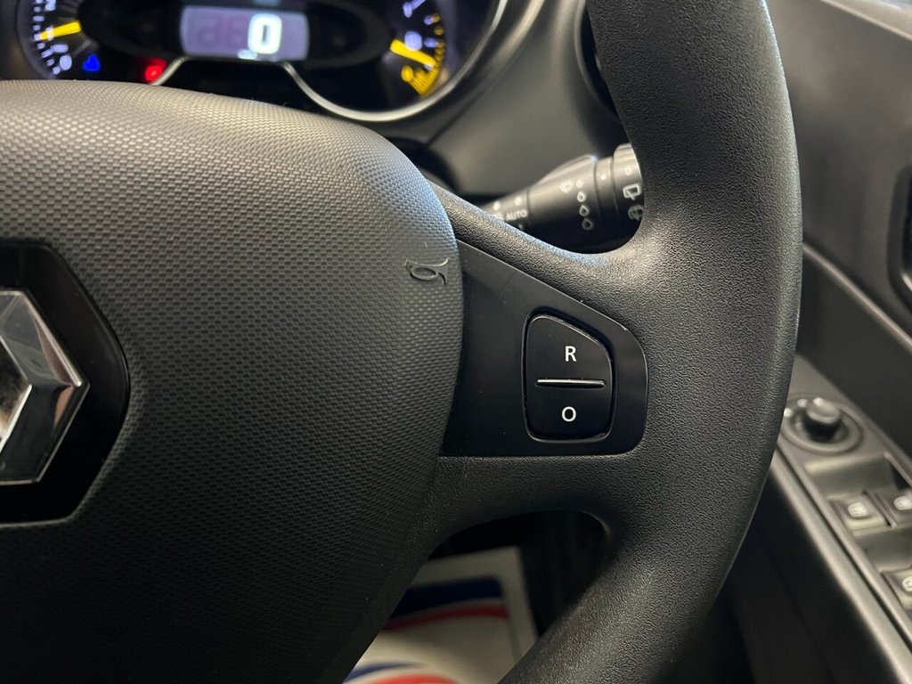 Used Renault Captur 2014 for sale - 76642423: Photo 32