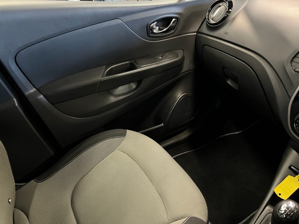 Used Renault Captur 2014 for sale - 76642423: Photo 33