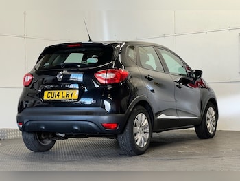 Used Renault Captur 2014 for sale - 76642423: Photo