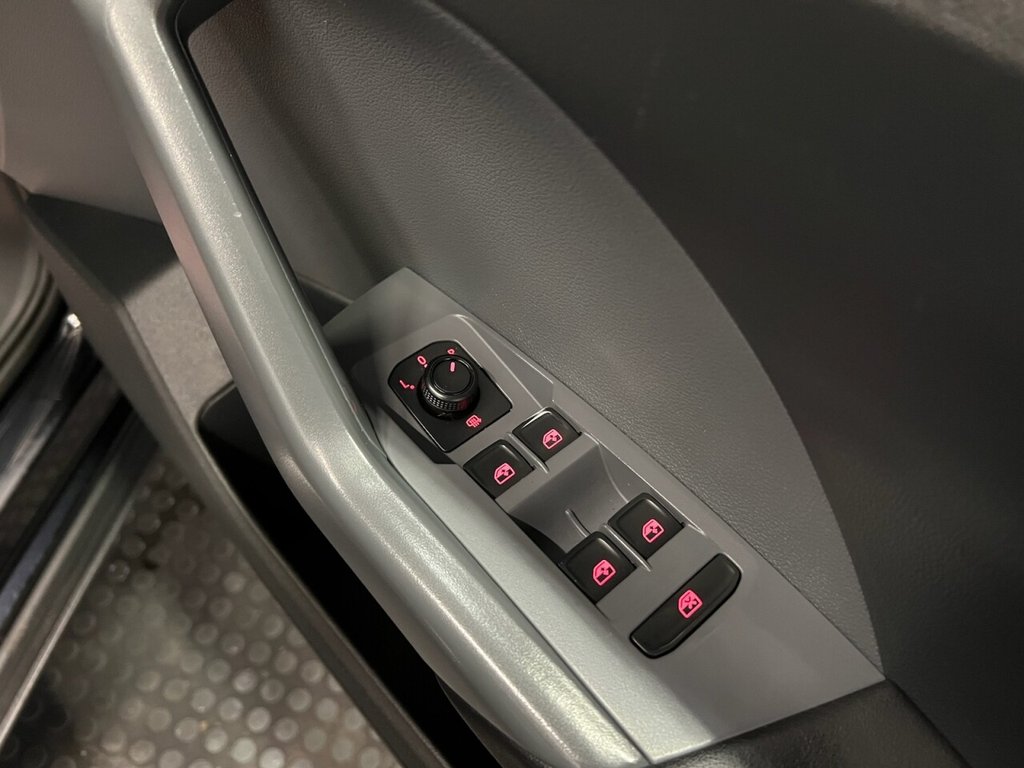 Used Volkswagen T-Cross 2021 for sale - 76883159: Photo 24