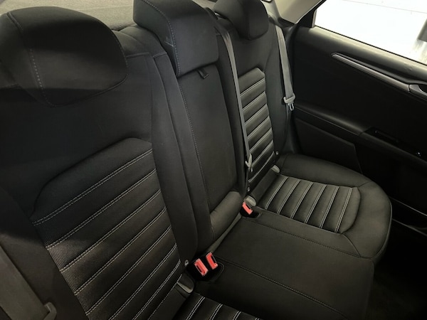 Used Ford Mondeo 2017 for sale - 76185017: Photo 17