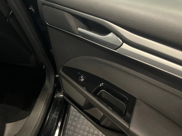 Used Ford Mondeo 2017 for sale - 76185017: Photo 18