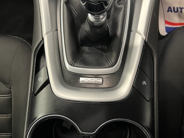 Used Ford Mondeo 2017 for sale - 76185017: Photo 28