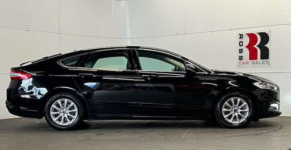 Used Ford Mondeo 2017 for sale - 76185017: Photo 2