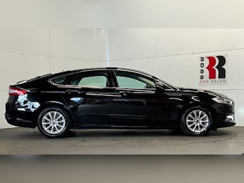 Used Ford Mondeo 2017 for sale - 76185017: Photo 2