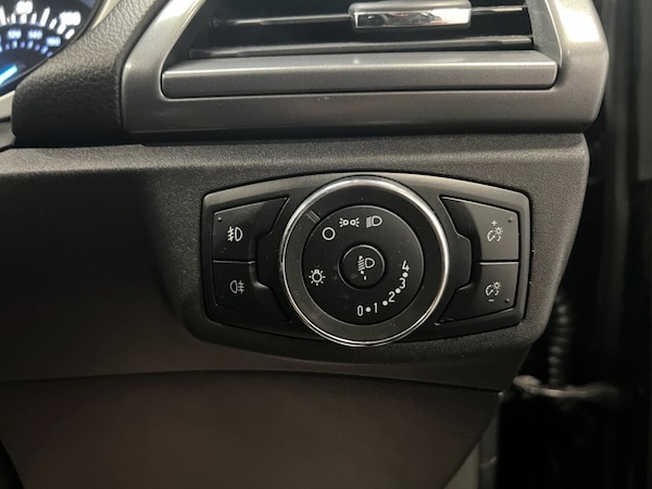 Used Ford Mondeo 2017 for sale - 76185017: Photo 35