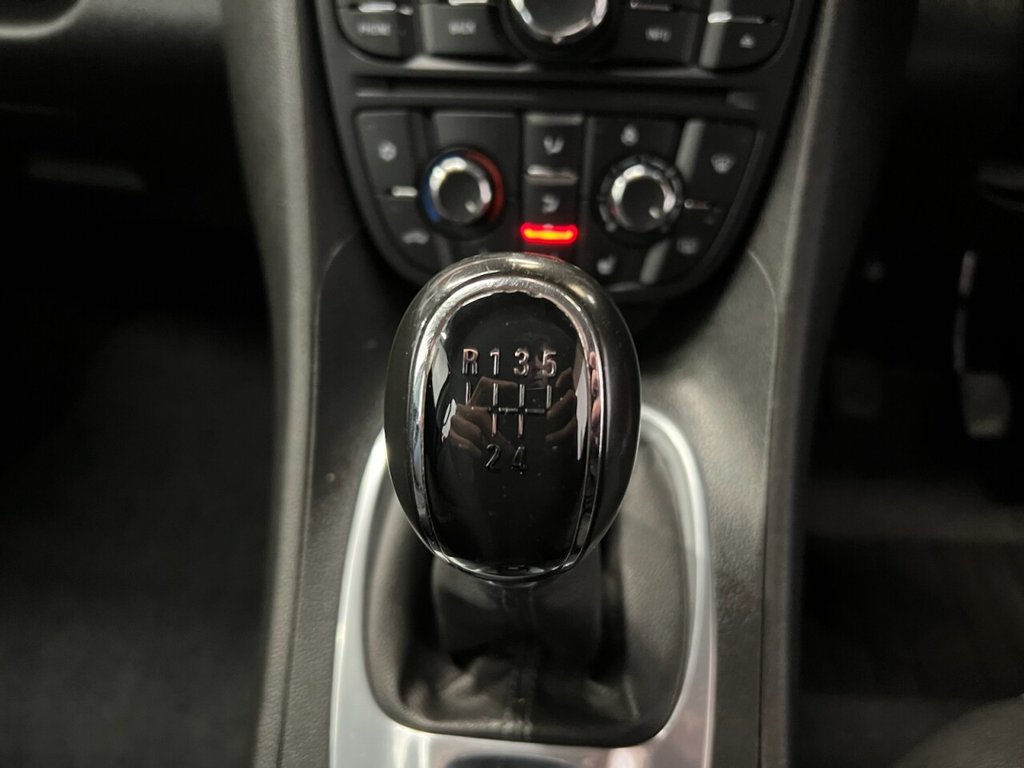 Used Vauxhall Meriva 2015 for sale - 77133081: Photo 25