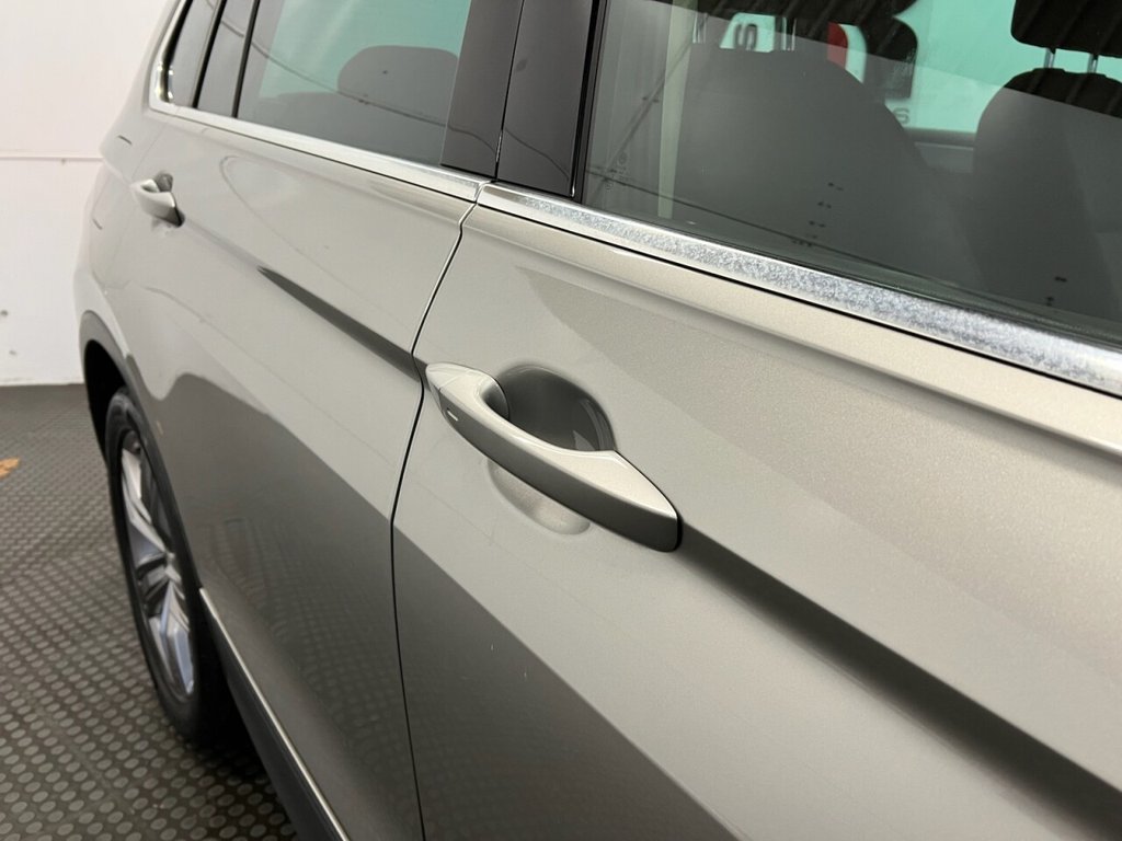 Used Volkswagen Tiguan 2019 for sale - 76820721: Photo 11