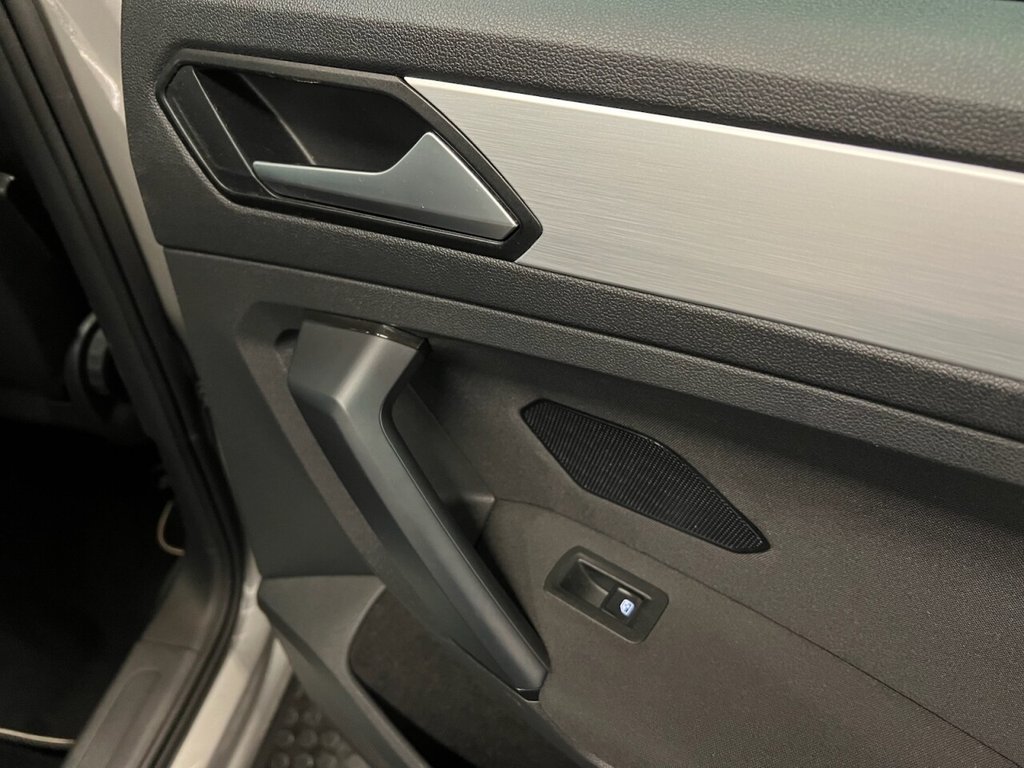 Used Volkswagen Tiguan 2019 for sale - 76820721: Photo 19