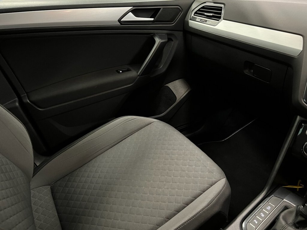 Used Volkswagen Tiguan 2019 for sale - 76820721: Photo 38