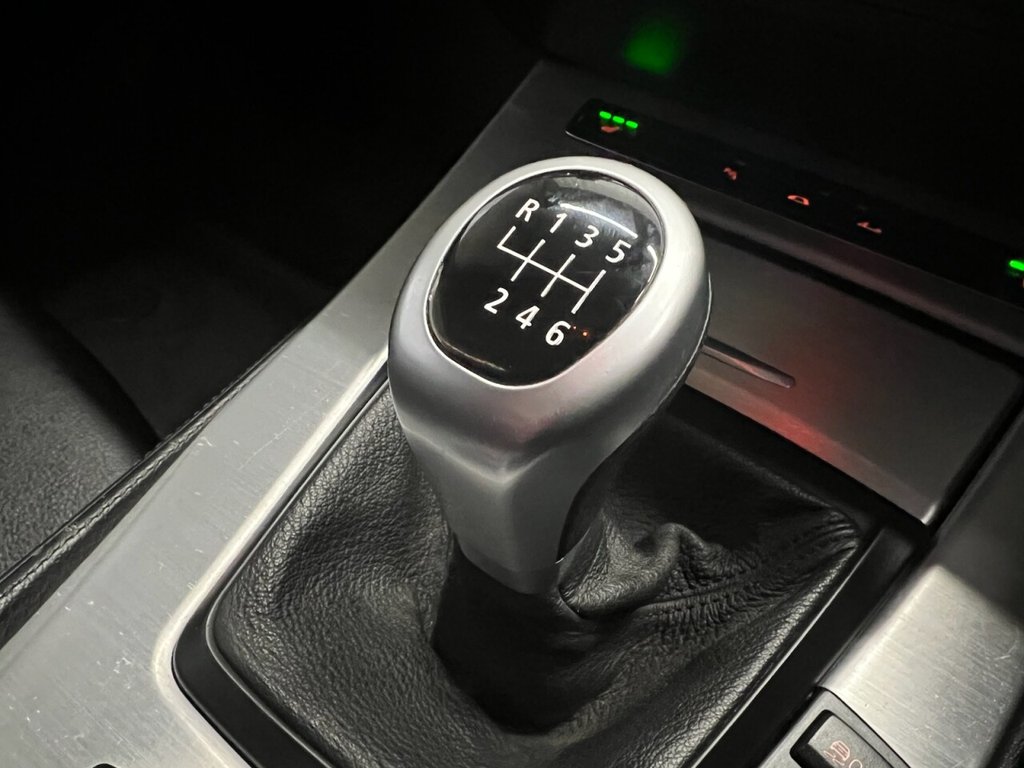 Used BMW Z4 2010 for sale - 78200021: Photo 21