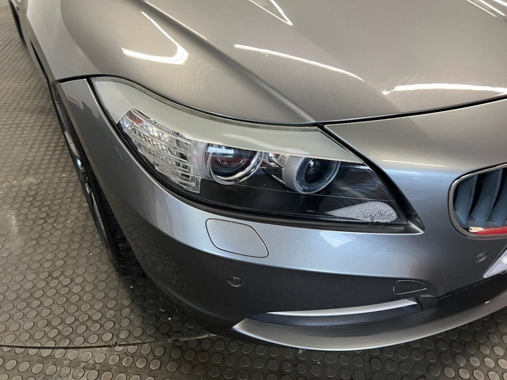 Used BMW Z4 2010 for sale - 78200021: Photo 9