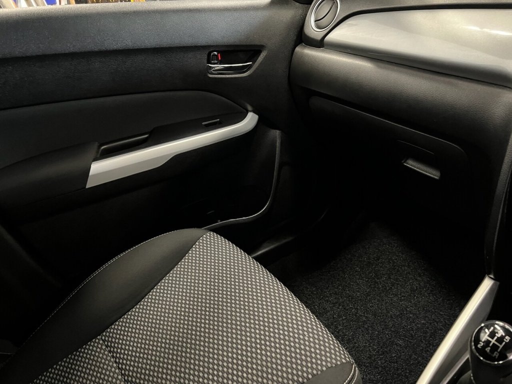 Used Suzuki Vitara 2017 for sale - 76147477: Photo 32