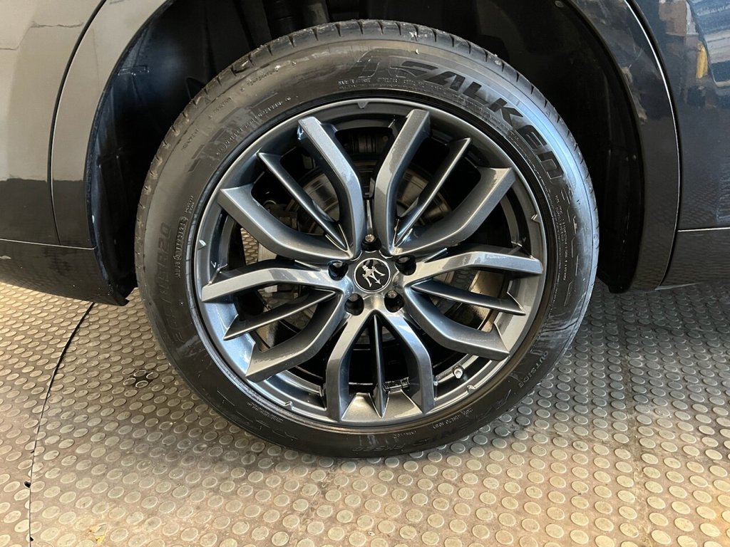 Used Maserati Levante 2023 for sale - 77065130: Photo 13