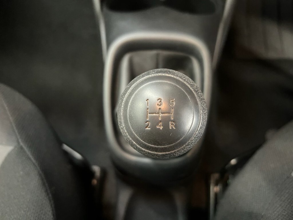 Used Peugeot 108 2015 for sale - 76642899: Photo 24