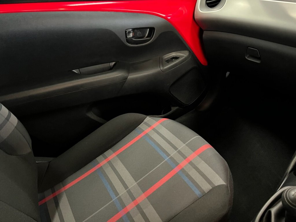 Used Peugeot 108 2015 for sale - 76642899: Photo 30